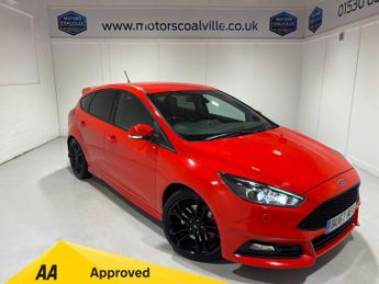Ford Focus 2.0 Turbo Ecoboost (250PS) 6 spd ST-3 5dr**Black STYLE Pack**