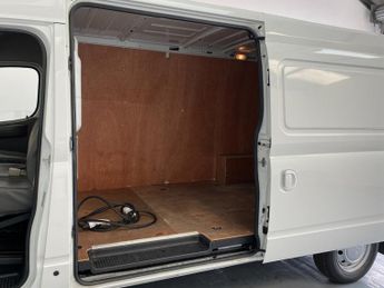 LDV V80 L3 H2 LWB MR Electric Auto