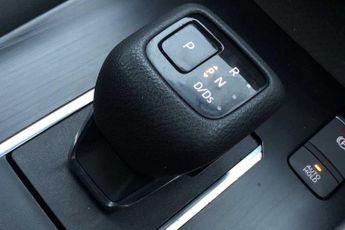 Nissan Qashqai 1.3 DiG-T MH 158 N-Connecta 5dr Xtronic