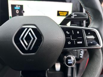 Renault Austral 5Dr Tcno Esprt Alpne 1.2