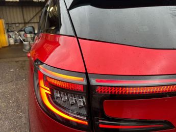 Renault Austral 5Dr Tcno Esprt Alpne 1.2