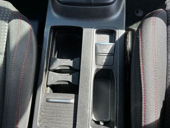 Ford Focus 5Dr ST-Line 1.0 MHEV 155PS Auto