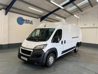 Peugeot Boxer 2.2 BlueHDi 435 Professional L4 H2 Euro 6 (s/s) 5dr