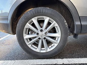 Nissan Qashqai 1.2 DiG-T Acenta [Smart Vision Pack] 5dr Xtronic