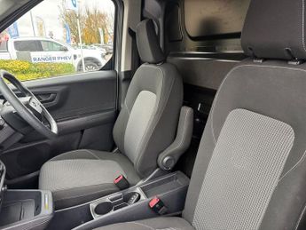 Ford Transit Courier Trend 43kWh 136PS Auto