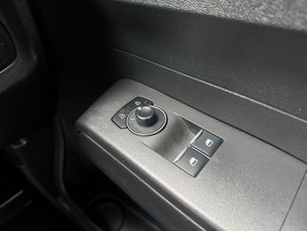 Ford Transit Courier Trend 43kWh 136PS Auto