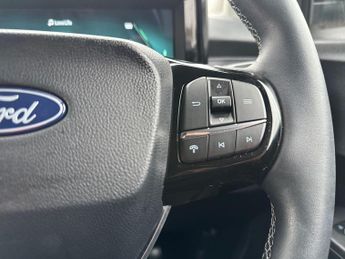 Ford Transit Courier Trend 43kWh 136PS Auto