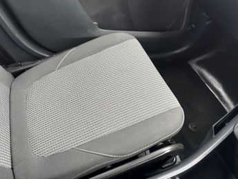 Ford Transit Courier Trend 43kWh 136PS Auto