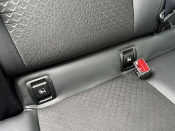 Nissan Juke 5Dr N-Connecta 1.0 DiG-T 114PS Auto