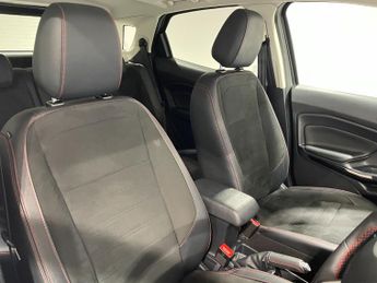 Ford EcoSport 1.0 Turbo Ecoboost (125PS) 6 spd ST-Line 5dr**MASSIVE SPEC**