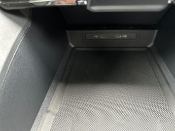 Ford Capri 5Dr Select Extended Range 2WD Auto