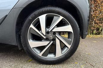 Toyota Aygo X 1.0 VVT-i Edge x-shift Euro 6 (s/s) 5dr