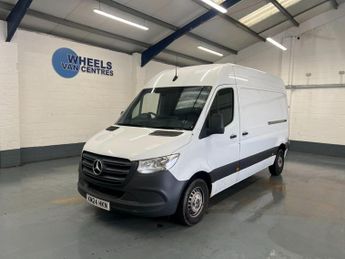 Mercedes Sprinter 2.0 315 CDI Progressive Panel Van 5dr Diesel Manual FWD L2 H2 Eu
