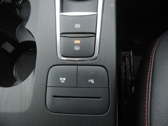 Ford Kuga 2.5 FHEV ST-Line X Edition 5dr CVT