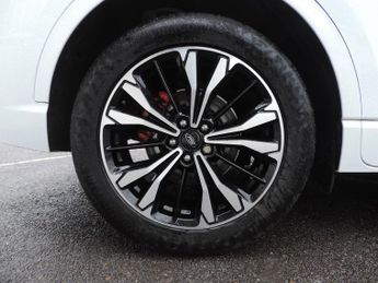 Ford Kuga 2.5 FHEV ST-Line X Edition 5dr CVT