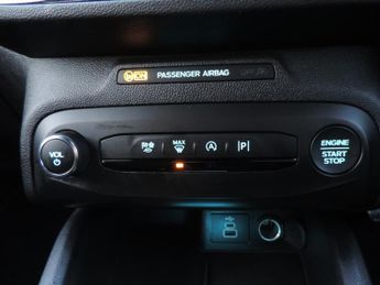 Ford Focus 1.0 EcoBoost Hybrid mHEV 155 ST-Line 5dr Auto Estate.