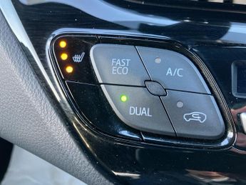 Toyota C-HR 1.8 Hybrid Design 5dr CVT