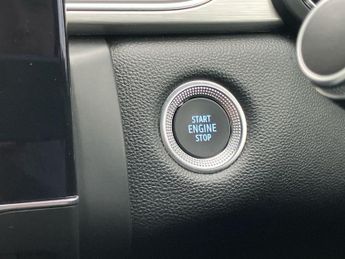 Renault Captur 1.6 E-TECH PHEV 160 Launch Edition 5dr Auto