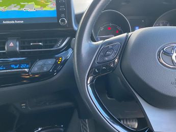 Toyota CHR 1.8 VVT-h GPF Design SUV 5dr Petrol Hybrid CVT Euro 6 (s/s) (122