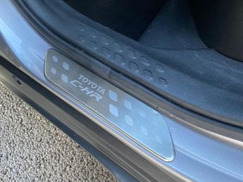 Toyota CHR 1.8 VVT-h GPF Design SUV 5dr Petrol Hybrid CVT Euro 6 (s/s) (122