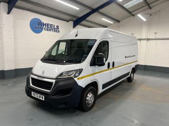 Peugeot Boxer 2.2 BlueHDi 335 Professional Premium + L3 H2 Euro 6 (s/s) 5dr