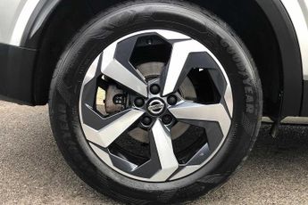 Nissan Qashqai 1.3 DiG-T MH 158 N-Connecta 5dr Xtronic