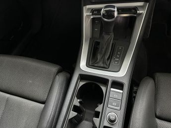Audi Q3 5Dr Sport 1.5 35 TFSI Auto