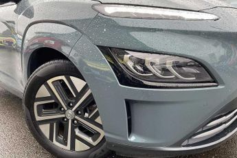 Hyundai Kona Ultimate 64kWh EV (204ps)