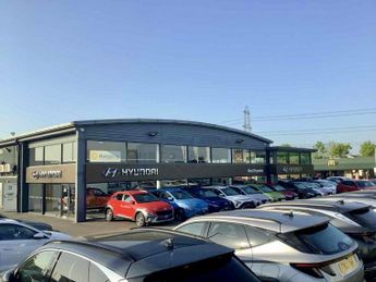 Hyundai Kona Ultimate 64kWh EV (204ps)