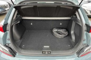 Hyundai Kona Ultimate 64kWh EV (204ps)