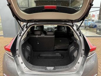 Nissan LEAF 110kW Tekna 39kWh 5dr Auto