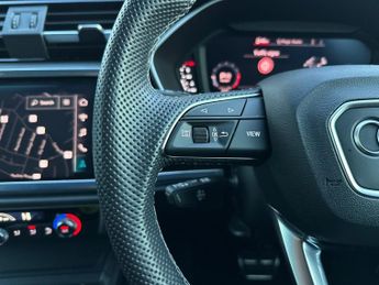 Audi Q3 5Dr S Line 35 1.5 TFSI MHEV Auto