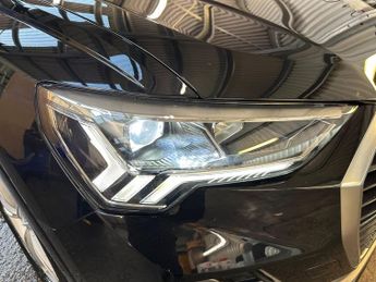 Audi Q3 5Dr S Line 35 1.5 TFSI MHEV Auto