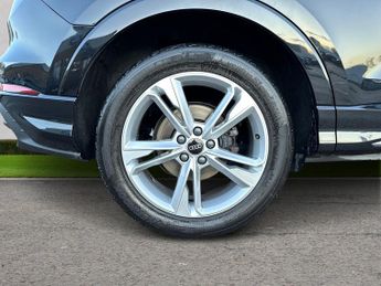 Audi Q3 5Dr S Line 35 1.5 TFSI MHEV Auto