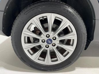 Ford Kuga 2.0 TDCi (150PS) 6 spd Titanium Edition 2WD 5dr.