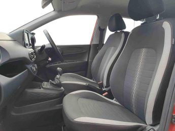 Hyundai i10 1.0 MPi SE Connect 5dr Auto