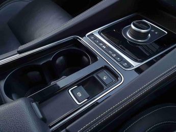 Jaguar F-pace 2.0d [180] Chequered Flag 5dr Auto AWD