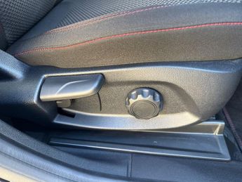 Ford Puma 5Dr ST-Line 1.0 MHEV 125PS Auto