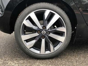 Nissan Micra 1.0 IG-T 92 Tekna 5dr CVT