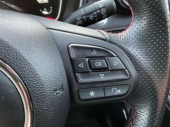 MG HS 1.5 T-GDI Excite 5dr DCT