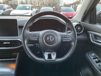 MG HS 1.5 T-GDI Excite 5dr DCT