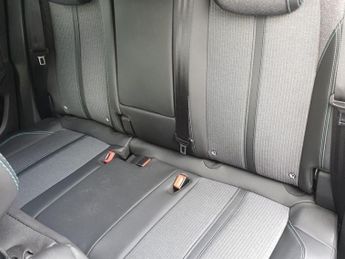 Peugeot 3008 1.2 PureTech Allure Premium+ 5dr EAT8