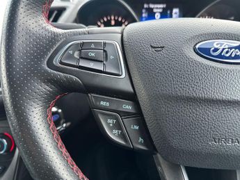 Ford Kuga 5Dr ST-Line 2.0 Tdci 120PS 2WD Auto