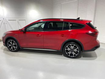 Ford Focus 1.0 Turbo EcoBoost (155PS) mHEV Automatic Active Vignale 5dr Est
