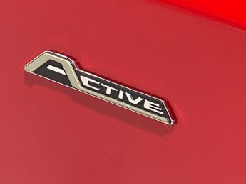 Ford Focus 1.0 Turbo EcoBoost (155PS) mHEV Automatic Active Vignale 5dr Est