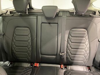 Ford Focus 1.0 Turbo EcoBoost (155PS) mHEV Automatic Active Vignale 5dr Est