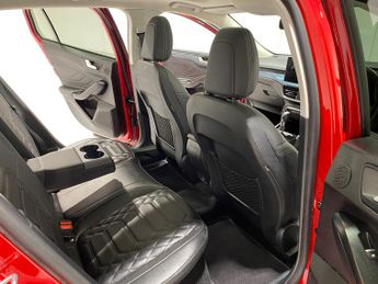Ford Focus 1.0 Turbo EcoBoost (155PS) mHEV Automatic Active Vignale 5dr Est