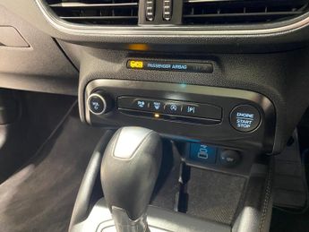 Ford Focus 1.0 Turbo EcoBoost (155PS) mHEV Automatic Active Vignale 5dr Est