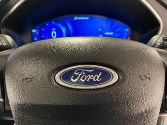 Ford Focus 1.0 Turbo EcoBoost (155PS) mHEV Automatic Active Vignale 5dr Est