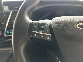 Ford Transit Custom 320 SWB 2.0 Tdci Limited 170PS Auto